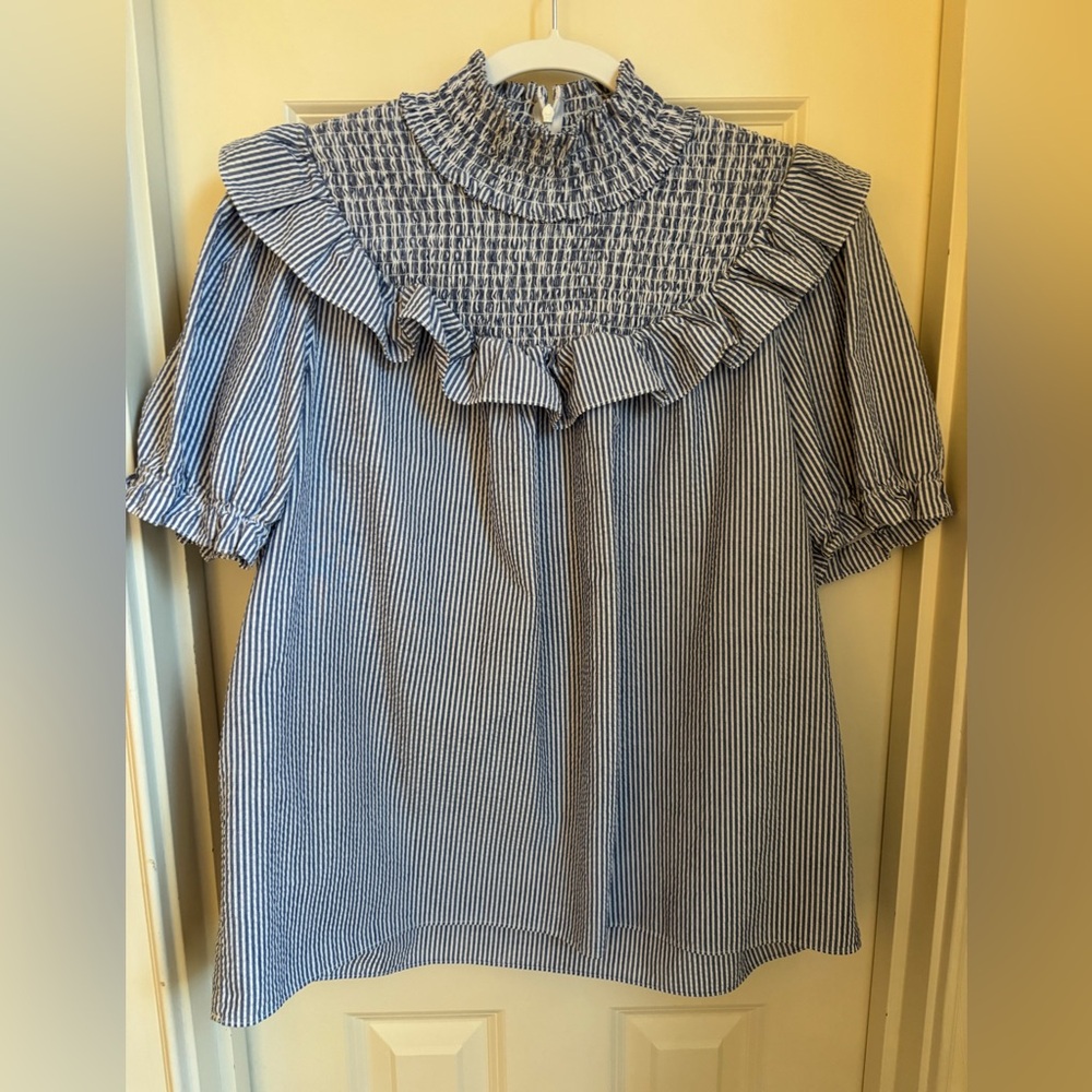 Sail to Sable Smocked Ruffle Seersucker Top size XL